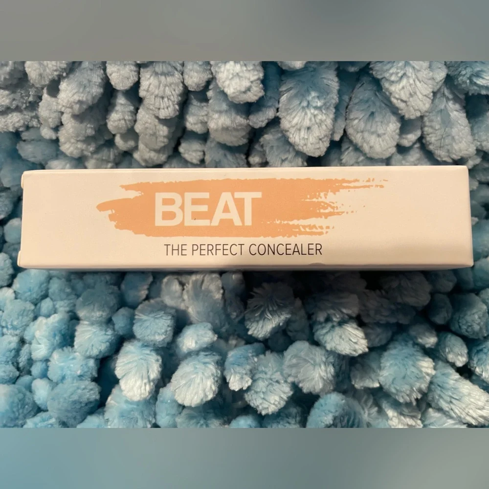 Belle Beauty BEAT Concealer - Medium NIB